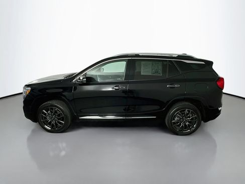 Used 2024 GMC Terrain Denali w/ Black Diamond Edition AWD/4WD image 4