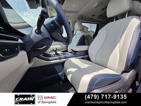Used 2026 Kia Carnival SX Prestige FWD image 24