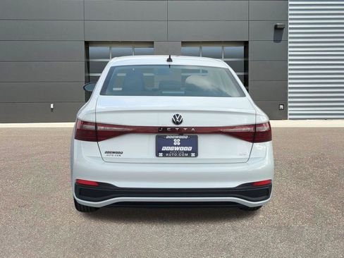 New 2026 Volkswagen Jetta SE image 6
