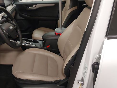 Used 2022 Ford Escape SEL image 22