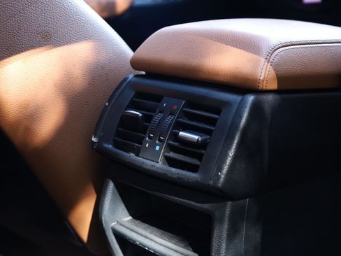 Used 2017 BMW X3 xDrive28i image 19