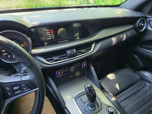 Used 2019 Alfa Romeo Stelvio Ti Sport w/ Quick Order Package 22S Sport AWD/4WD image 26