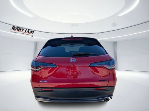 Used 2024 Honda HR-V Sport image 4