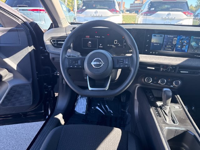 New 2027 Nissan Kicks S FWD image 16