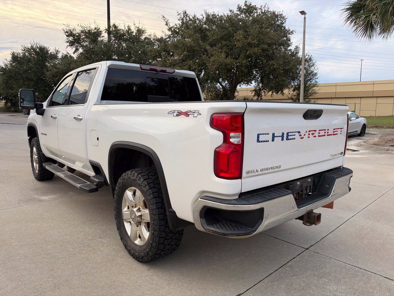 Used 2020 Chevrolet Silverado 2500 LTZ w/ LTZ Plus Package AWD/4WD image 6
