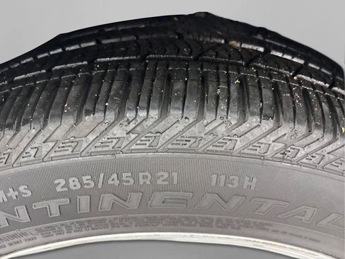 Used 2020 Audi Q8 Premium w/ Convenience Package image 31