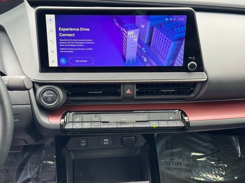 Used 2024 Toyota Prius Prime image 17