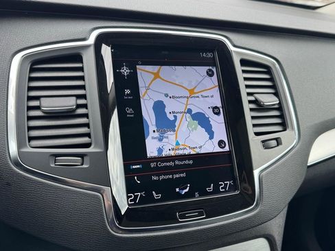 Used 2018 Volvo XC90 T5 Momentum w/ Convenience Package image 17
