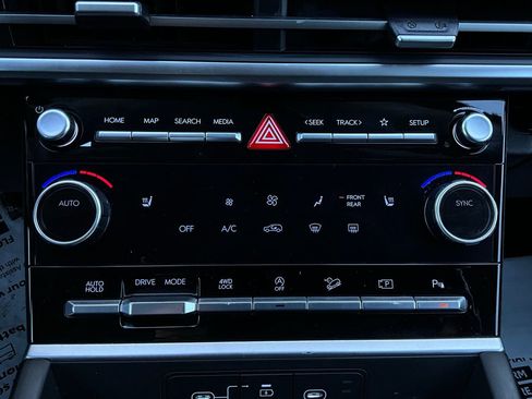 Used 2025 Hyundai Santa Fe SEL image 27