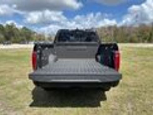 Used 2023 Toyota Tundra Platinum image 7