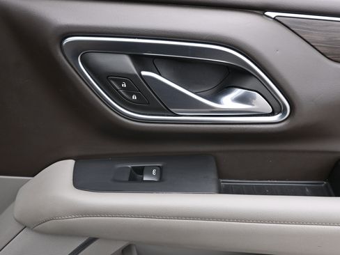 Used 2021 Chevrolet Tahoe LT image 23