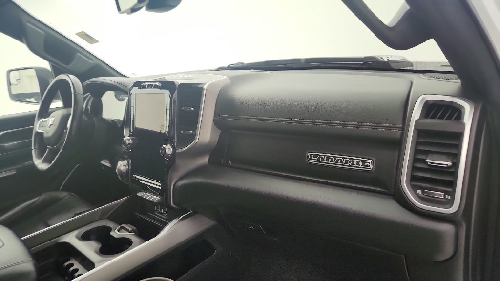 Used 2020 RAM 1500 Laramie w/ Sport Appearance Package AWD/4WD image 27