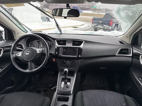 Used 2019 Nissan Sentra SV image 18