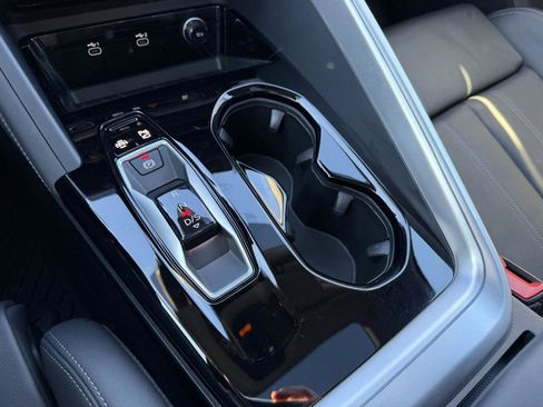 Used 2025 Audi Q5 Premium Plus w/ Premium Plus image 18