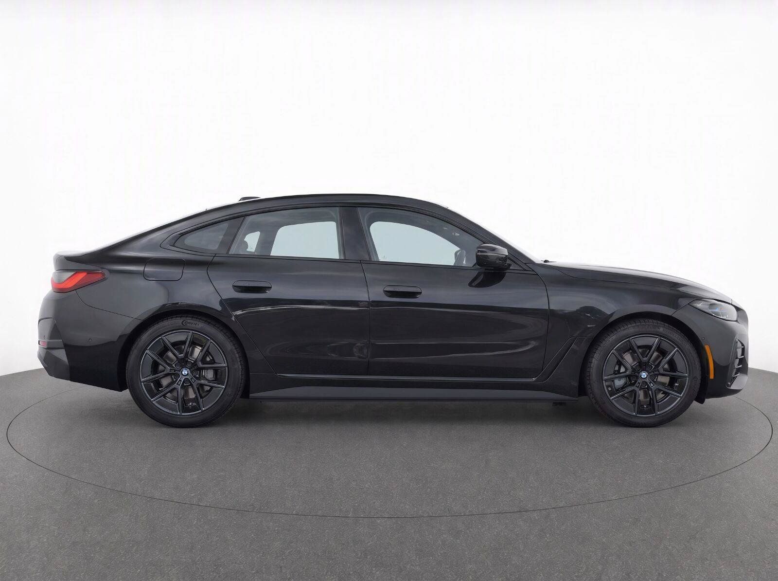Used 2023 BMW i4 eDrive35 RWD image 5