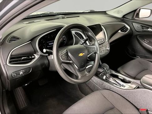 Used 2024 Chevrolet Malibu LT FWD image 14