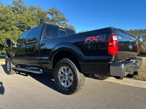 Used 2015 Ford F250 Lariat w/ Lariat Interior Package image 7