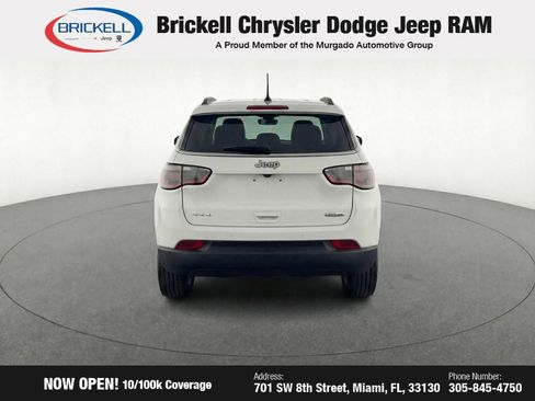 Used 2025 Jeep Compass Latitude image 41