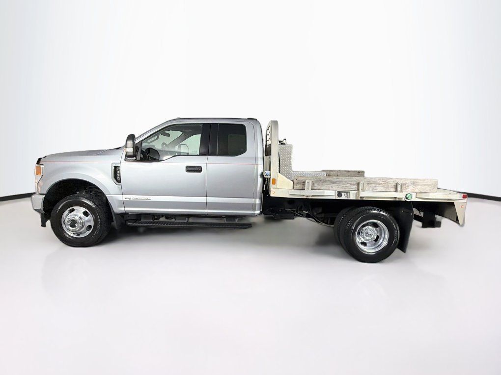 Used 2022 Ford F350 XLT AWD/4WD image 6