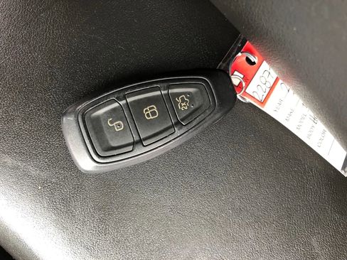 Used 2015 Ford Focus ST w/ Equipment Group 402A image 40