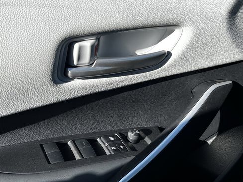 Used 2025 Toyota Corolla FX image 21