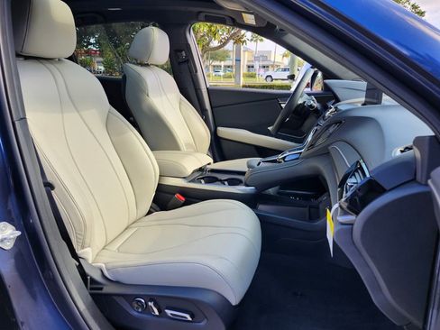 Used 2025 Acura RDX SH-AWD image 17