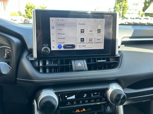 Certified 2025 Toyota RAV4 LE AWD/4WD image 21