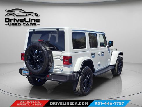 Used 2025 Jeep Wrangler Unlimited Sahara AWD/4WD image 6