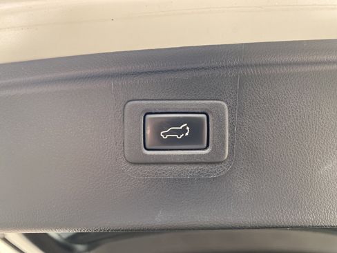 Used 2017 Subaru Outback 3.6R Limited AWD/4WD image 33