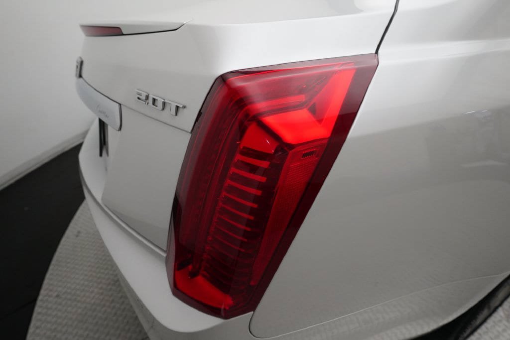 Used 2018 Cadillac CTS Luxury AWD/4WD image 31