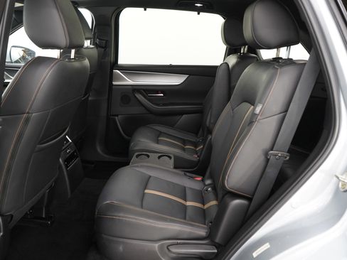 Certified 2024 MAZDA CX-90 Plug-In Hybrid w/ Premium Plus image 18