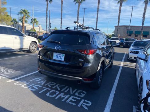 Used 2019 MAZDA CX-5 Touring image 11