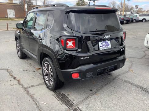 Used 2015 Jeep Renegade Latitude w/ Popular Equipment Group image 15