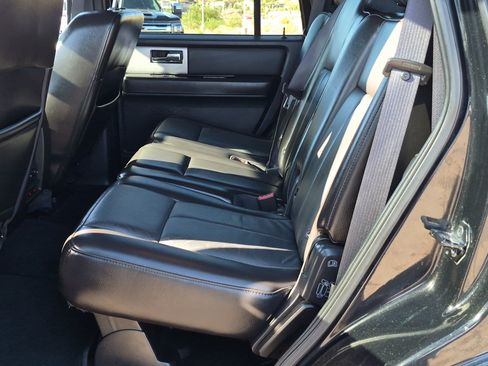 Used 2013 Ford Expedition Limited AWD/4WD image 24