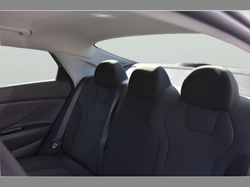 New 2026 Hyundai Elantra SE FWD image 24