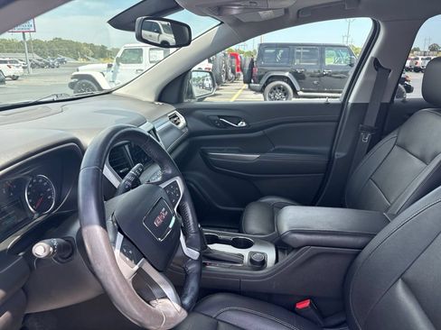 Used 2019 GMC Acadia SLT AWD/4WD image 14