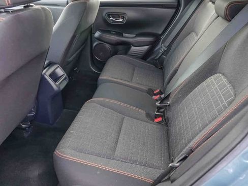 Used 2025 Honda HR-V Sport image 17