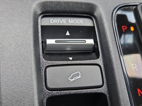 Used 2025 Honda CR-V Sport image 19