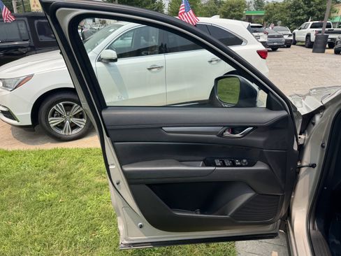 Used 2024 MAZDA CX-5 AWD 2.5 S w/ Select Package image 22