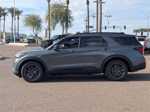 New 2026 Ford Explorer ST-Line w/ ST-Line Street Pack image 27