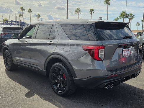 Used 2022 Ford Explorer ST w/ Equipment Group 401A image 8