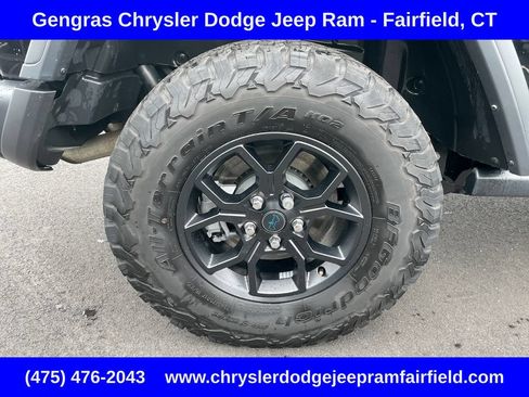 Used 2024 Jeep Wrangler Unlimited AWD/4WD image 10
