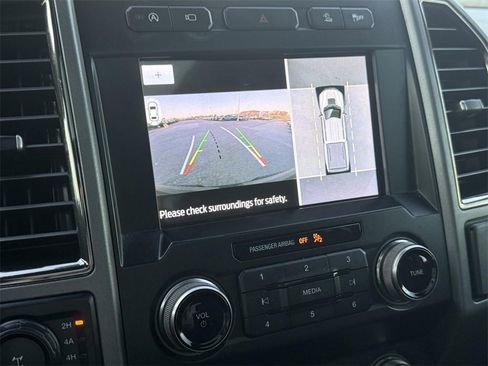 Certified 2019 Ford F150 Raptor w/ Equipment Group 802A Luxury image 22