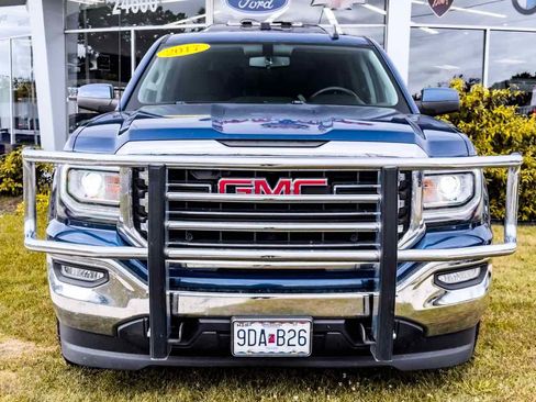 Used 2017 GMC Sierra 1500 SLE w/ SLE Value Package image 3