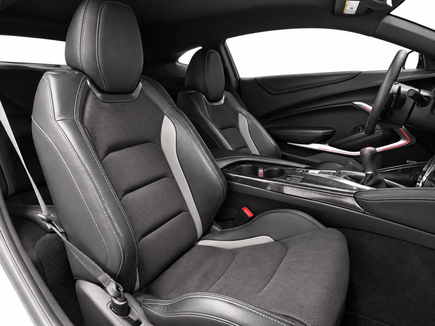 Used 2018 Chevrolet Camaro SS RWD image 18