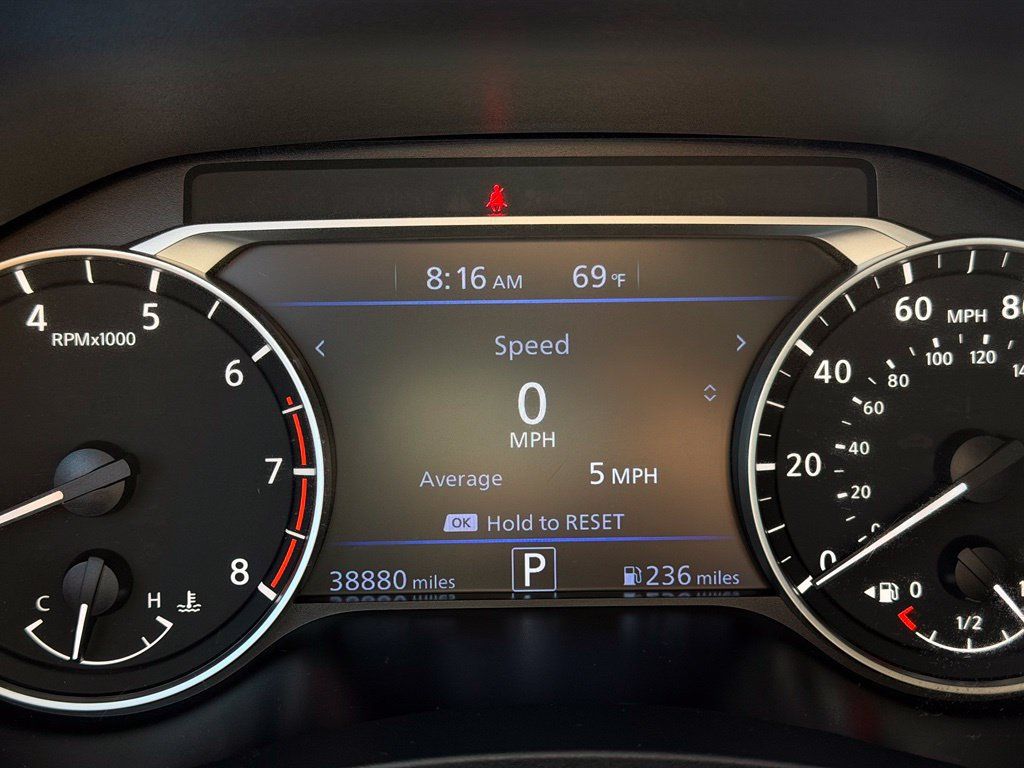 Certified 2025 Nissan Altima 2.5 SV FWD image 31