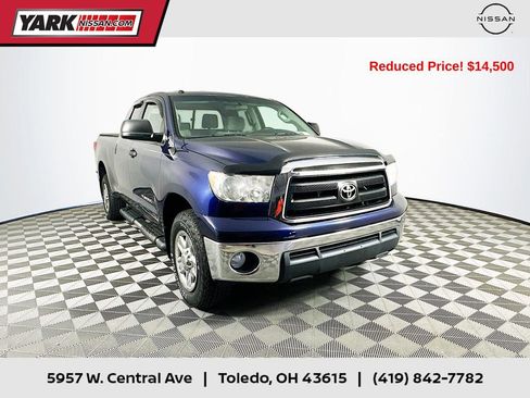 Used 2013 Toyota Tundra 4x4 Double Cab w/ Tow Pkg image 1