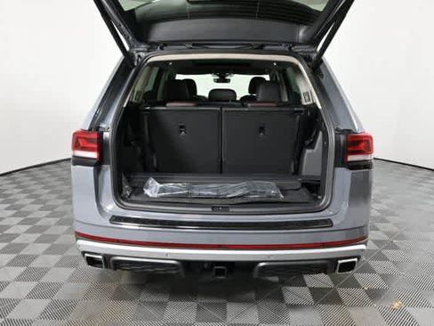 New 2026 Volkswagen Atlas Peak Edition image 10
