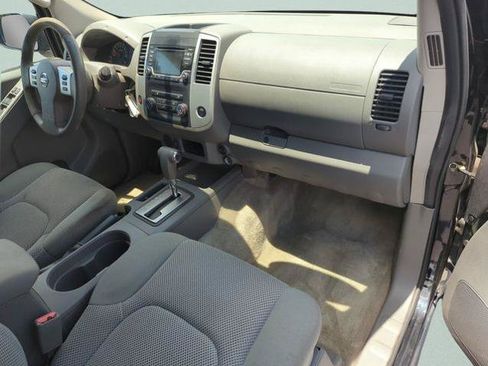 Certified 2017 Nissan Frontier SV RWD image 17