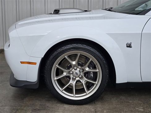Used 2023 Dodge Challenger R/T Scat Pack image 11